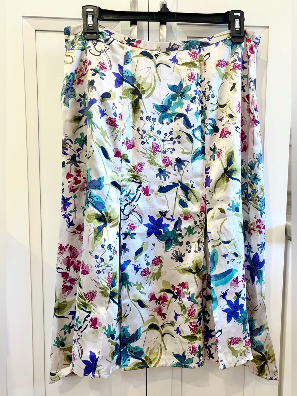100% Mulberry Silk Skirt!